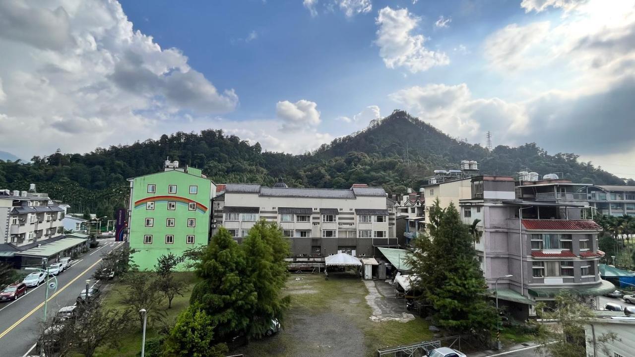 Xiu Shui Hotel Юйчи Экстерьер фото