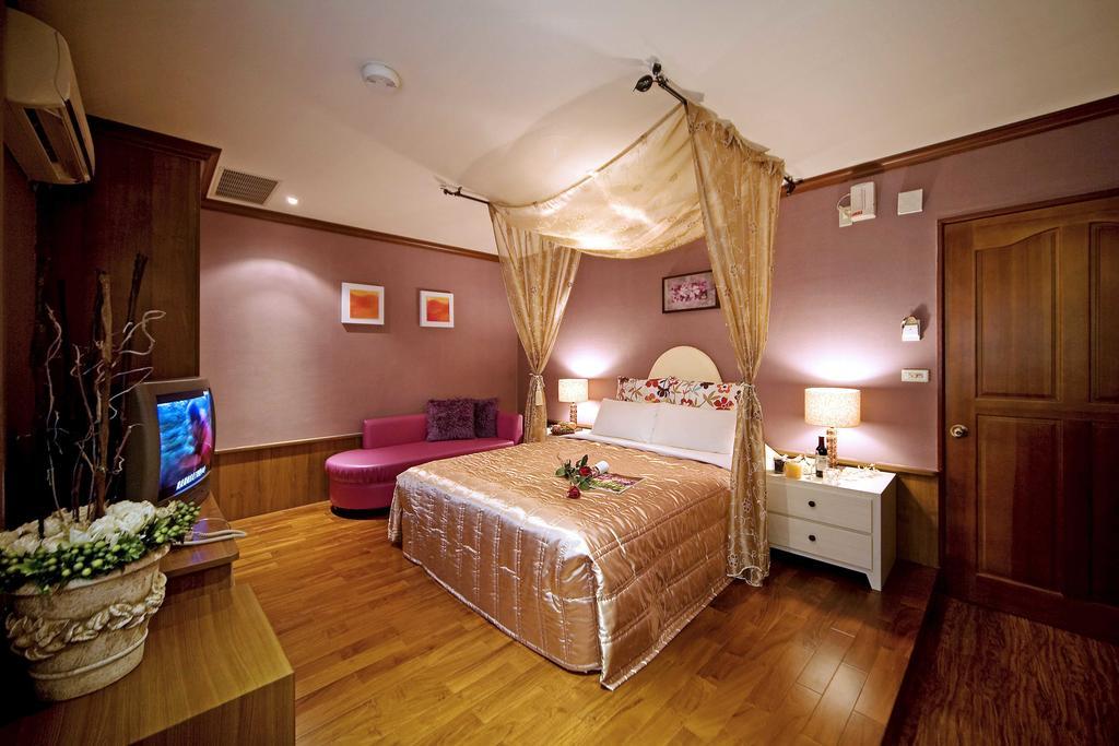 Xiu Shui Hotel Юйчи Экстерьер фото
