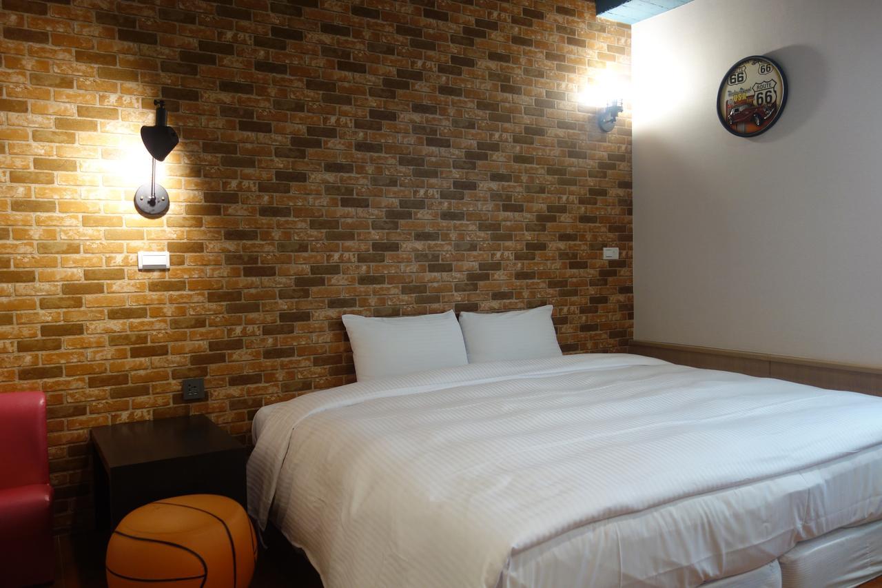 Xiu Shui Hotel Юйчи Экстерьер фото